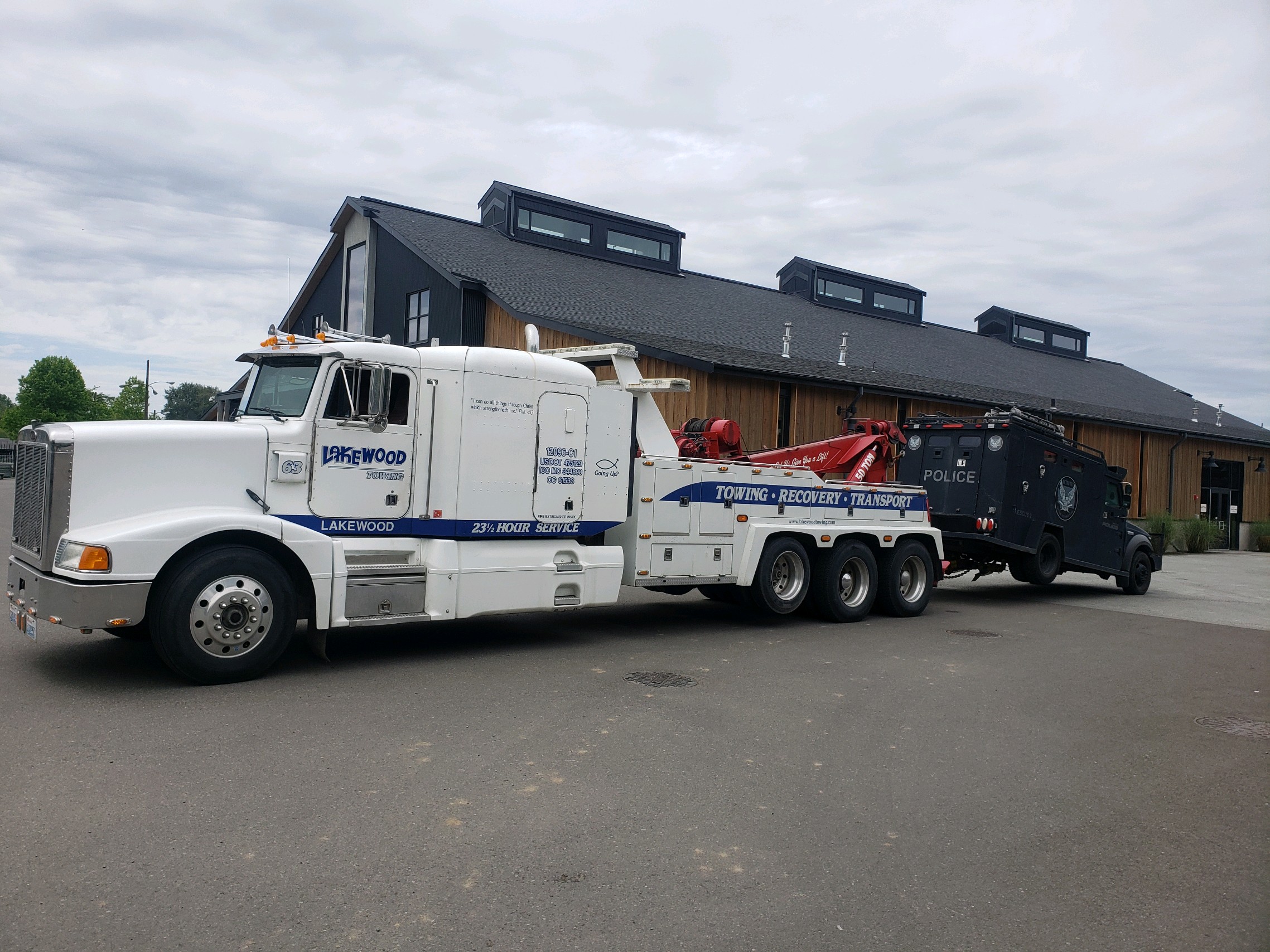 Gallery Lakewood Towing & Transport